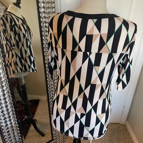 Zipper front blouse - Picture 2 of 3